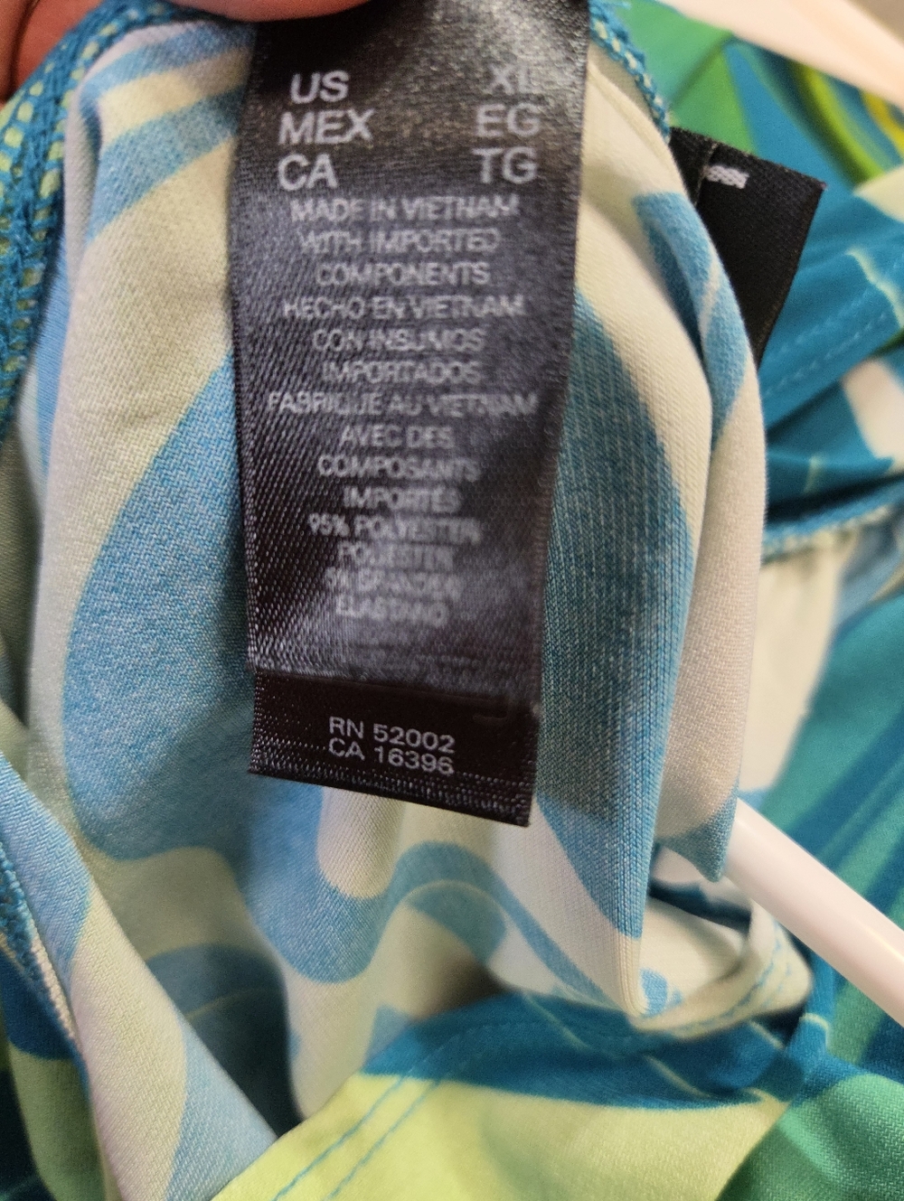 Axcess A Liz Claiborne - Teal, Aqua, Green & Yellow Abstract Halter Top, Size XL - Picture 12 of 13